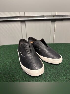 FRYE WOMEN'S MAYA CVO BLACK LEATHER SNEAKERS SLIP ONS SHOES COMFORT INSOLE- 9